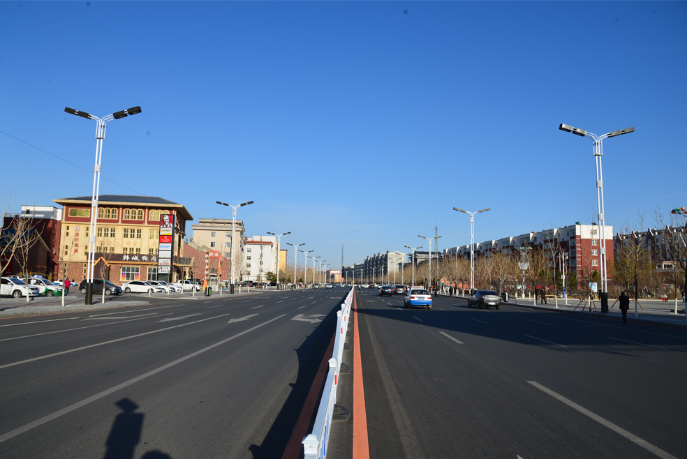 ?。盒?xún)r(jià)比高